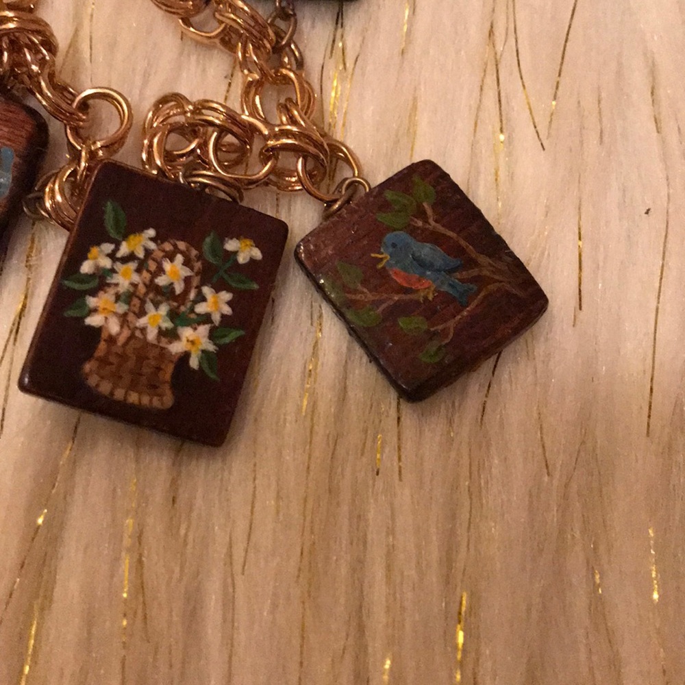 True vintage handpainted raggedy ann bracelet - Picture 6 of 8